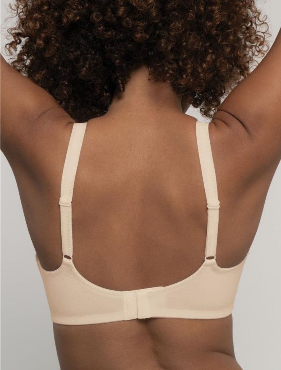 Pamut formázott melltartó, merevítő és szivacs nélkül