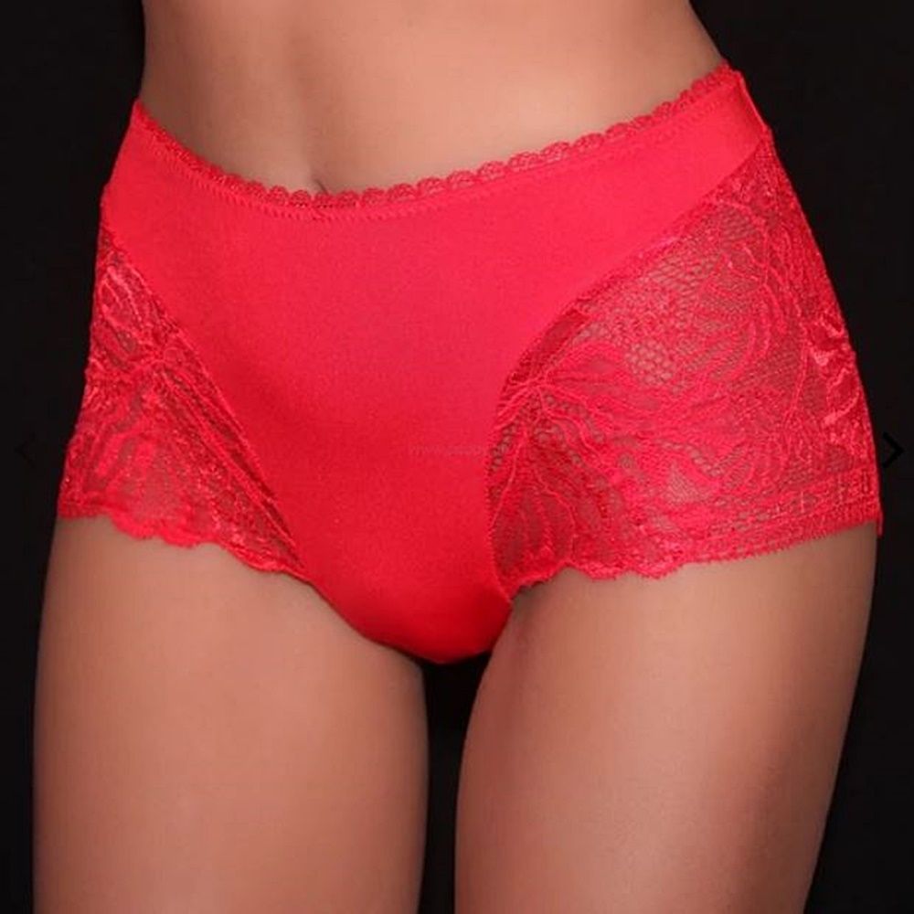 Poppy Leona csipkés alsó