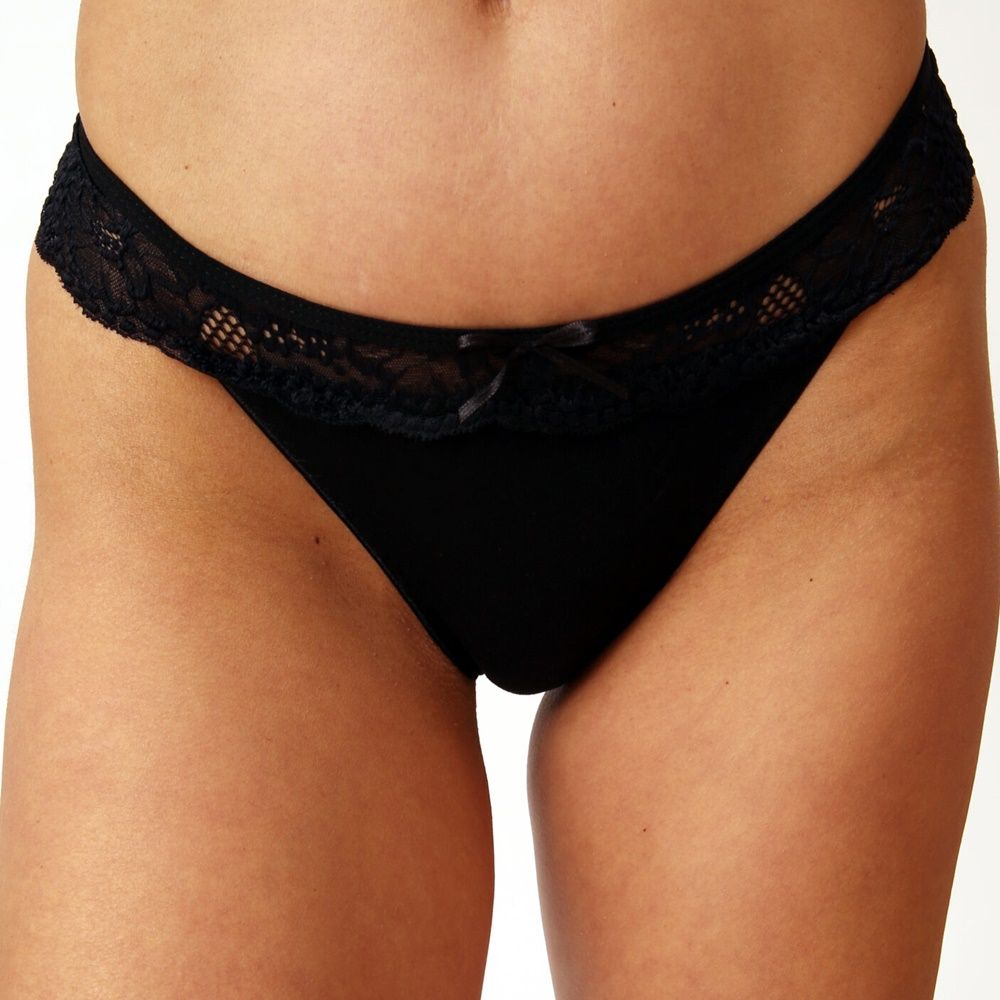 Elöl pamut - hátul csipke féltanga 