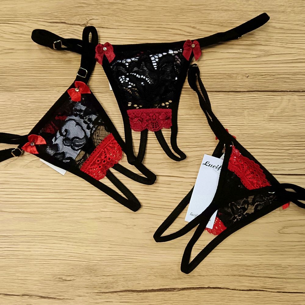 "Flower" alkalmi nyitott csipke tanga (állítható pántos) "Flower" alkalmi nyitott csipke tanga (állítható pántos)