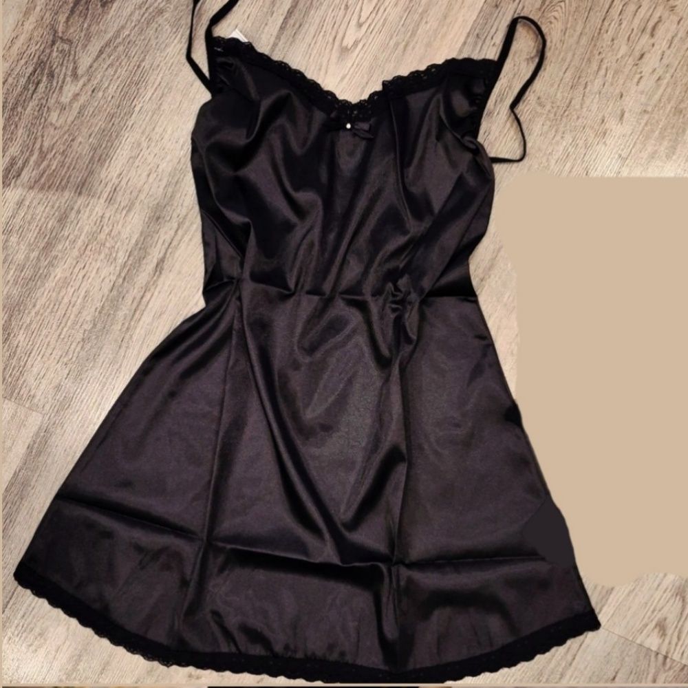 "Flower" szatén hálóing