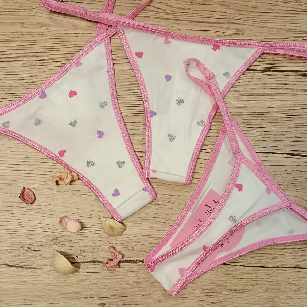 Poppy "Niki" szíves pamut tanga (állítható pántos)